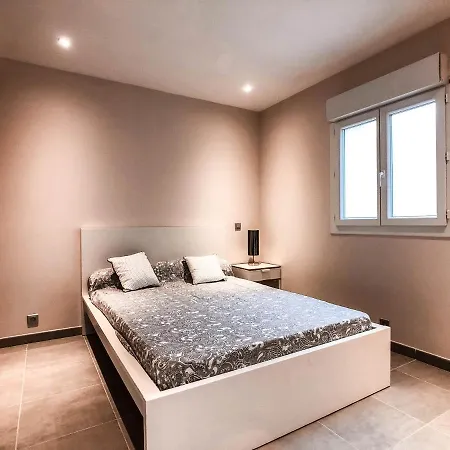 Apartment 2 Pieces Balcon Et Parking Proche Du Centre 1 *